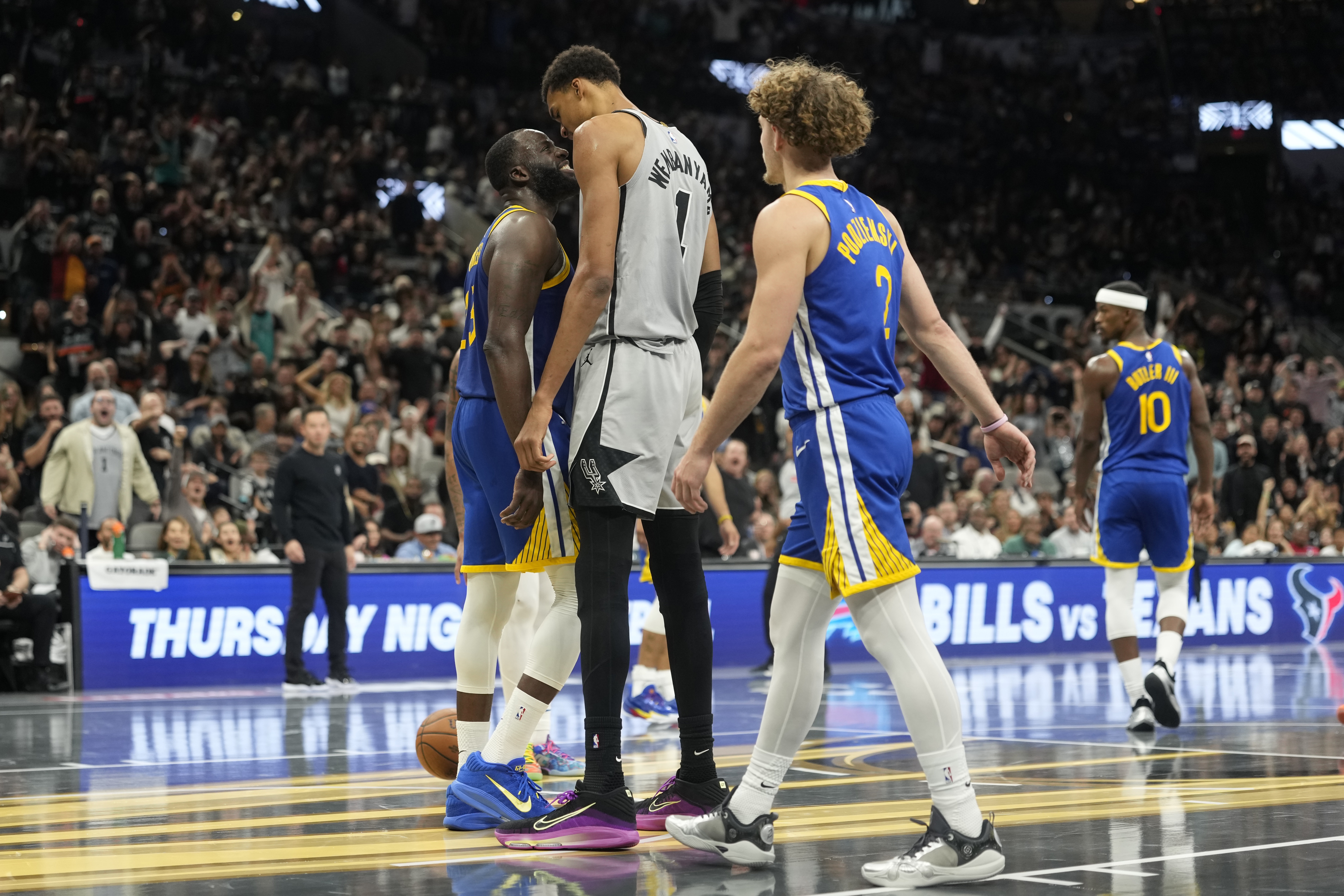 九游app下载-西部第二VS残阵勇！ESPN预测明天胜率：马刺71.1% 勇士28.9%