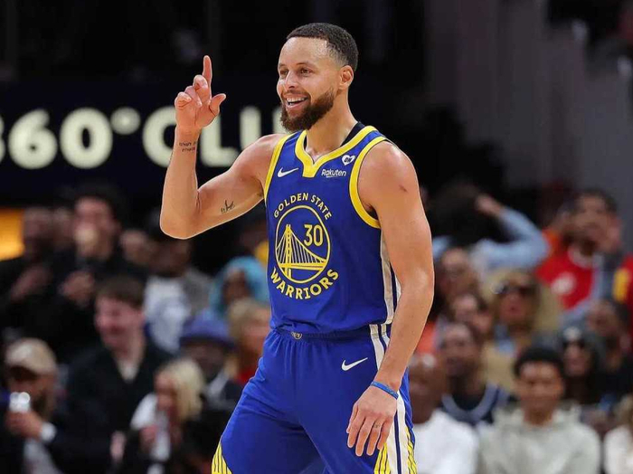 九游下载-库里本赛季命中184记三分，那哈登、杜兰特、詹姆斯呢？|斯蒂芬·库里|詹姆斯·哈登|凯文·杜兰特|伦纳德|投篮_新浪体育_新浪新闻